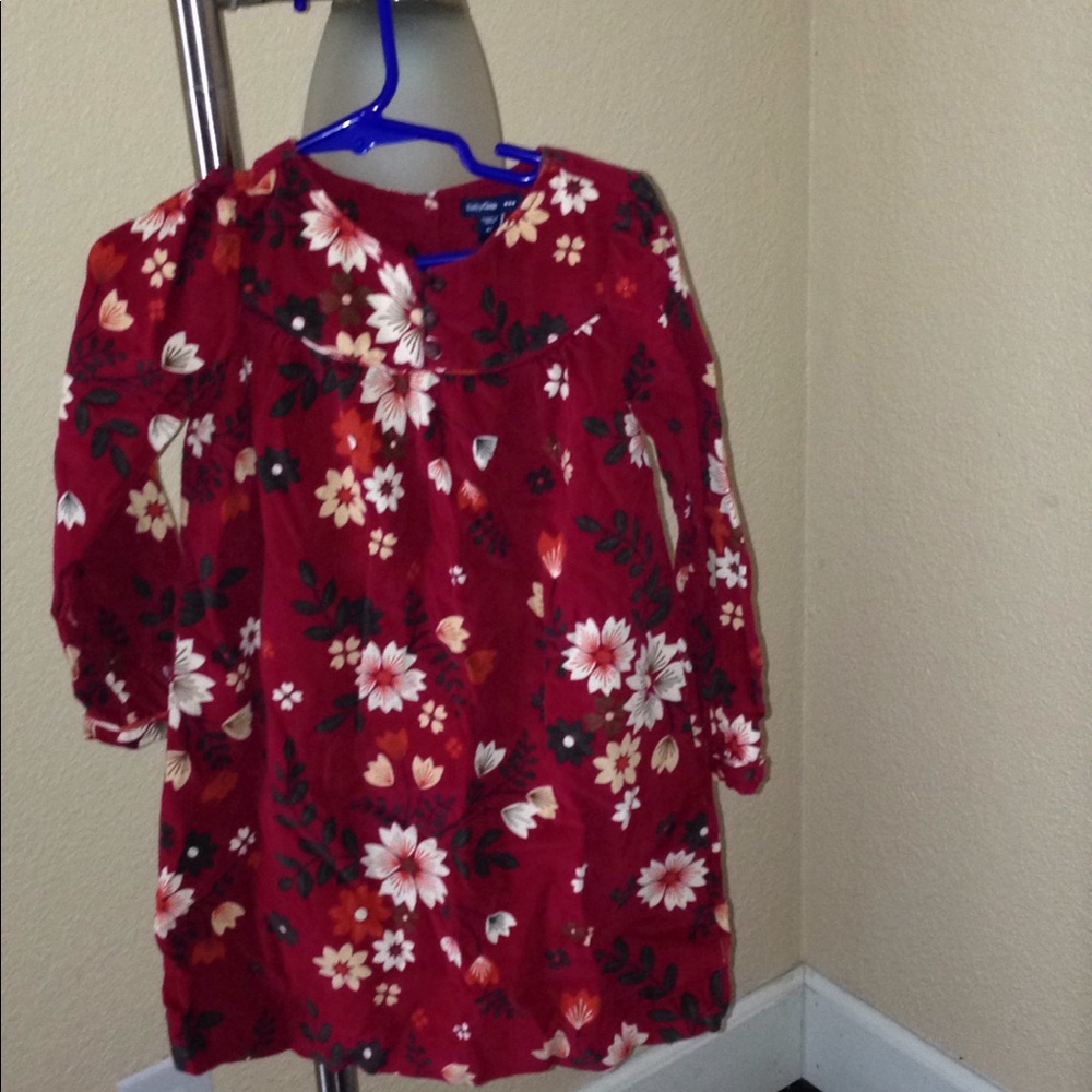 ❗️❗️Bundle gap dress,justice skirt,children p. $ 9